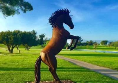 Picture of a horse statue at The club at crazy horse ranch in Salinas, California.